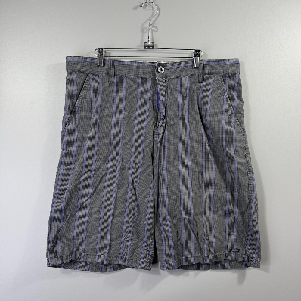 Y2K Oakley Cargo Shorts Mens 38 Gray Plaid Striped Regular Fit Casual Zip Fly